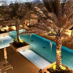  Апартаменты 1-bed Loft With Pool View ОАЭ